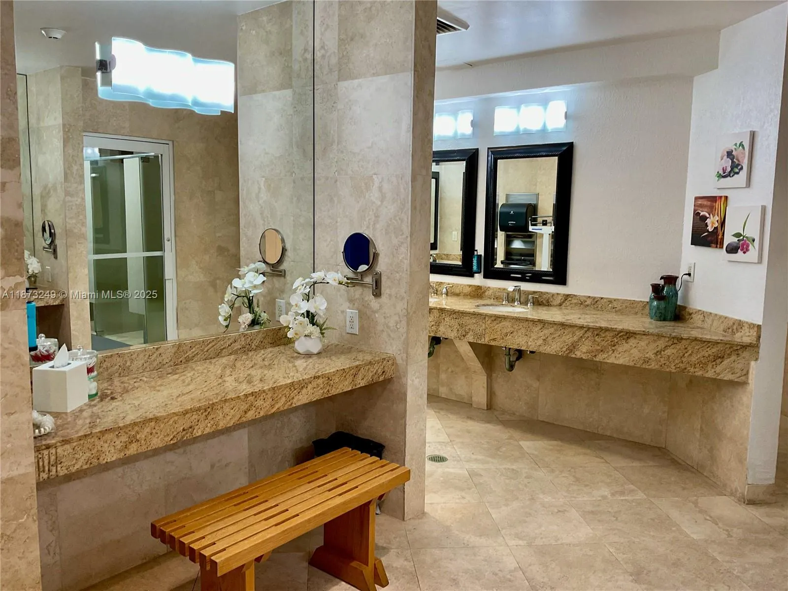 16445 Collins Ave, #2628