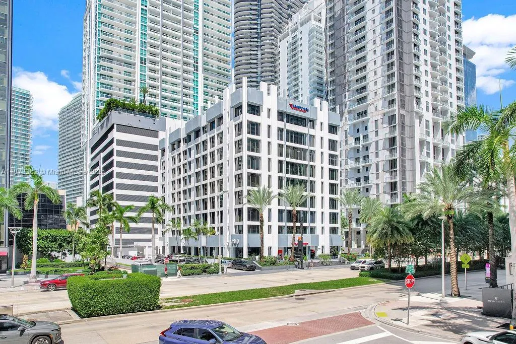 1110 Brickell Ave, #310A-B