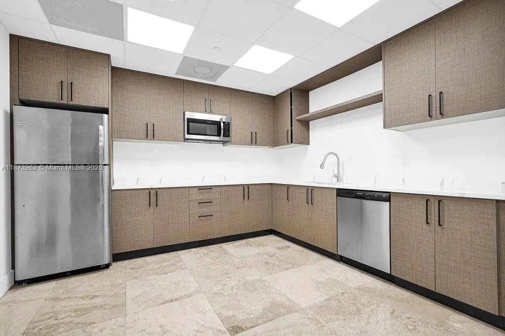 1110 Brickell Ave, #310A-B