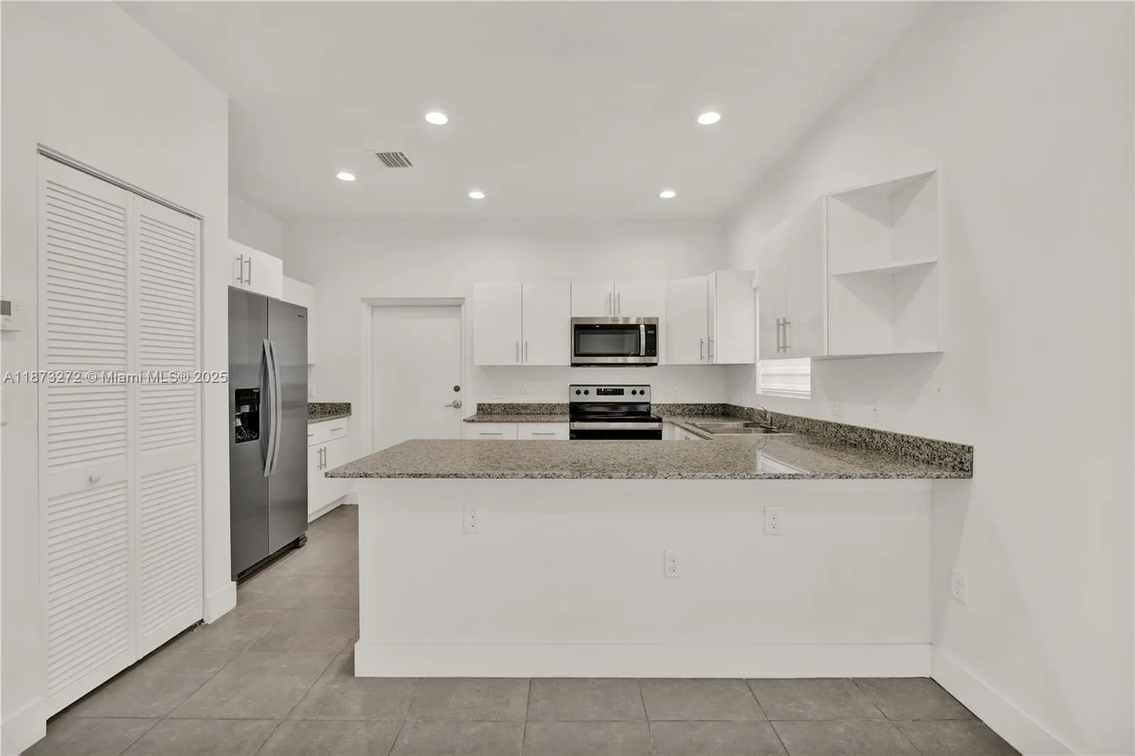 6331 NW 1st Pl, #6331