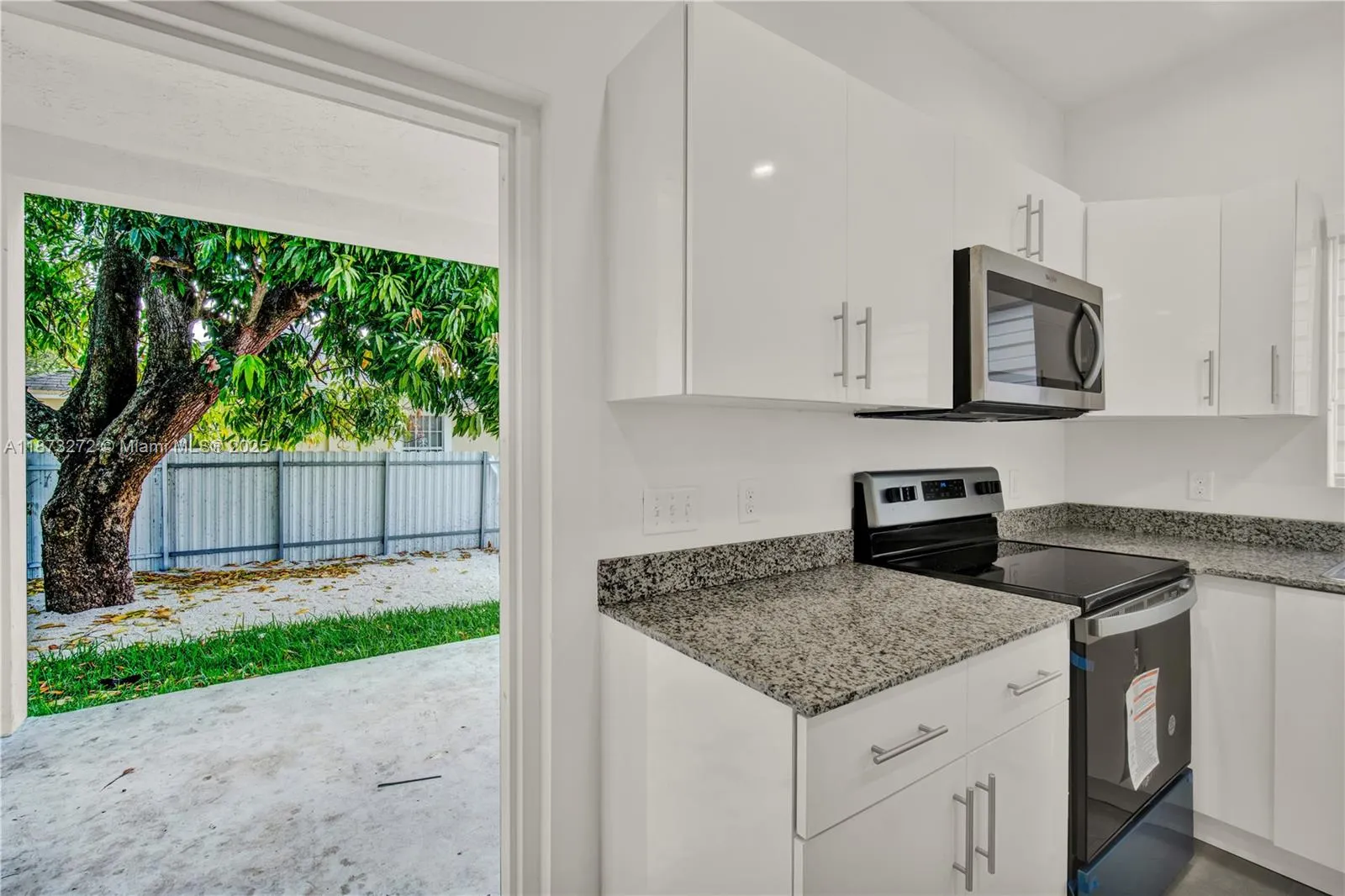 6331 NW 1st Pl, #6331