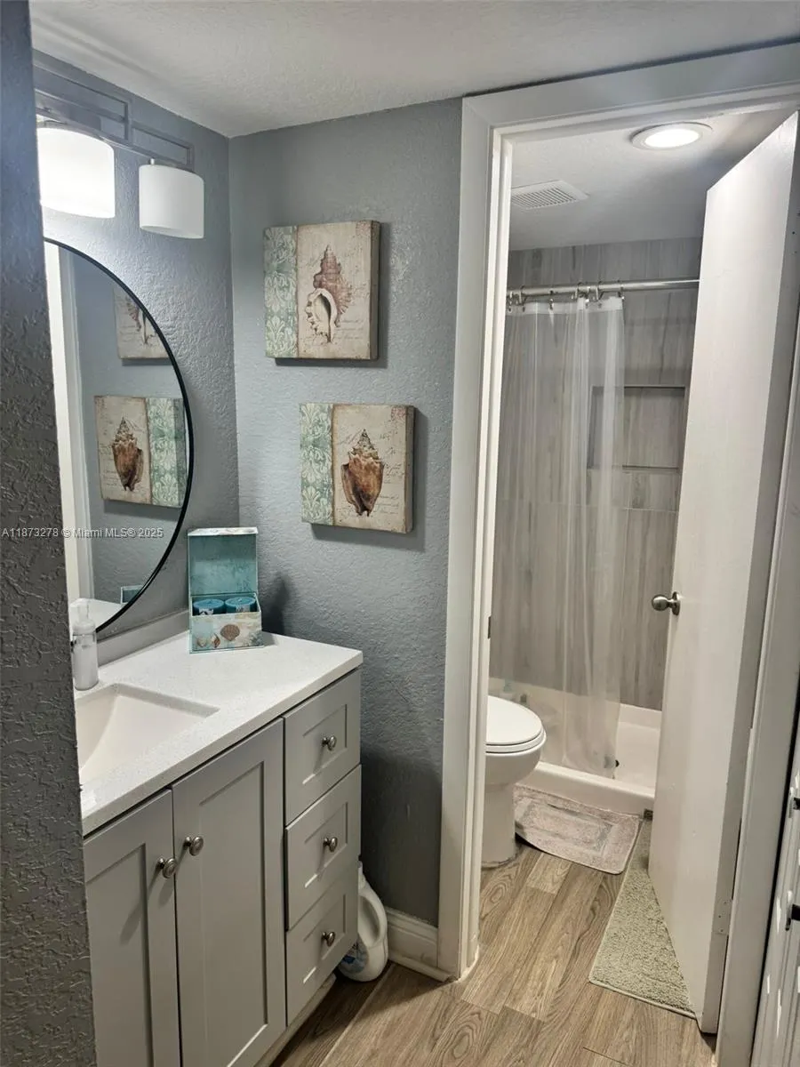 10332 Sunrise Lakes Blvd, #106