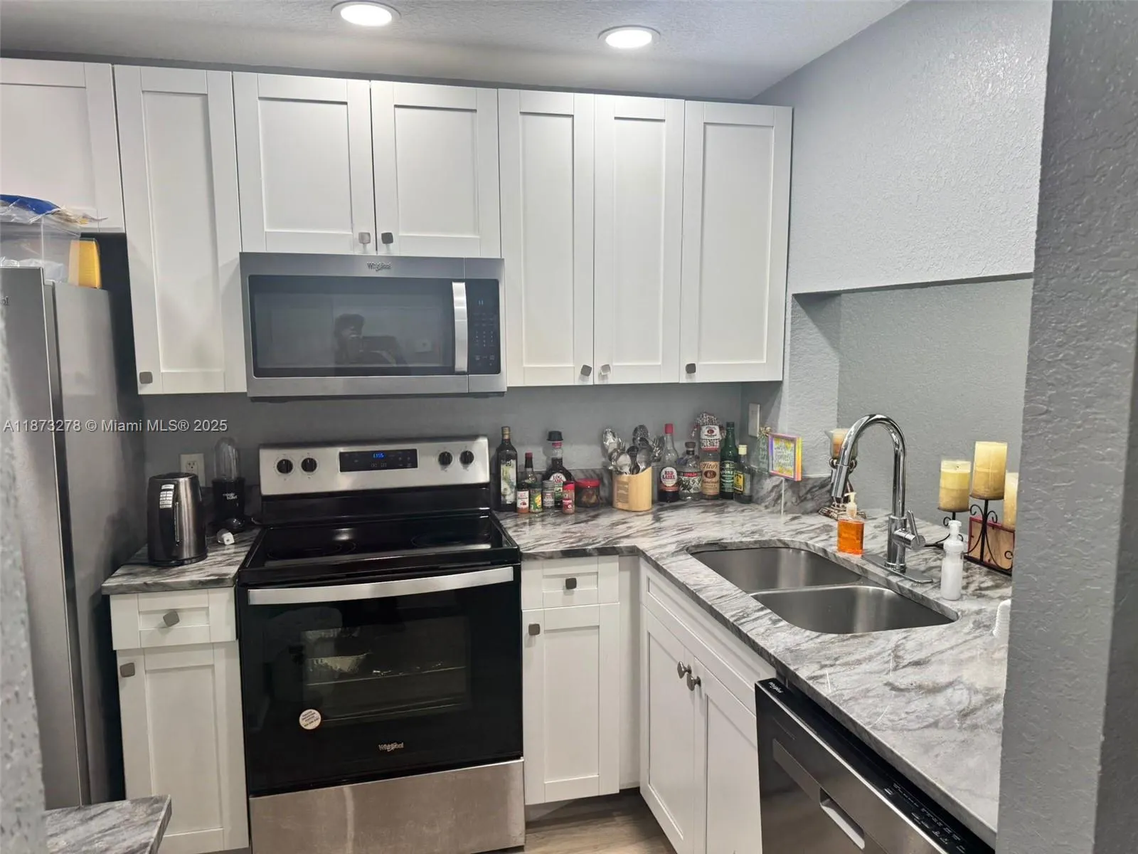 10332 Sunrise Lakes Blvd, #106