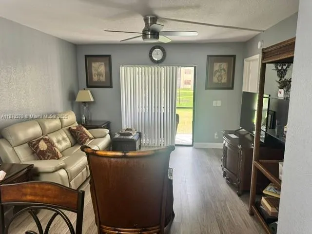 10332 Sunrise Lakes Blvd, #106