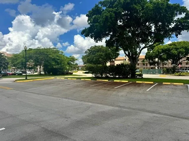 10332 Sunrise Lakes Blvd, #106