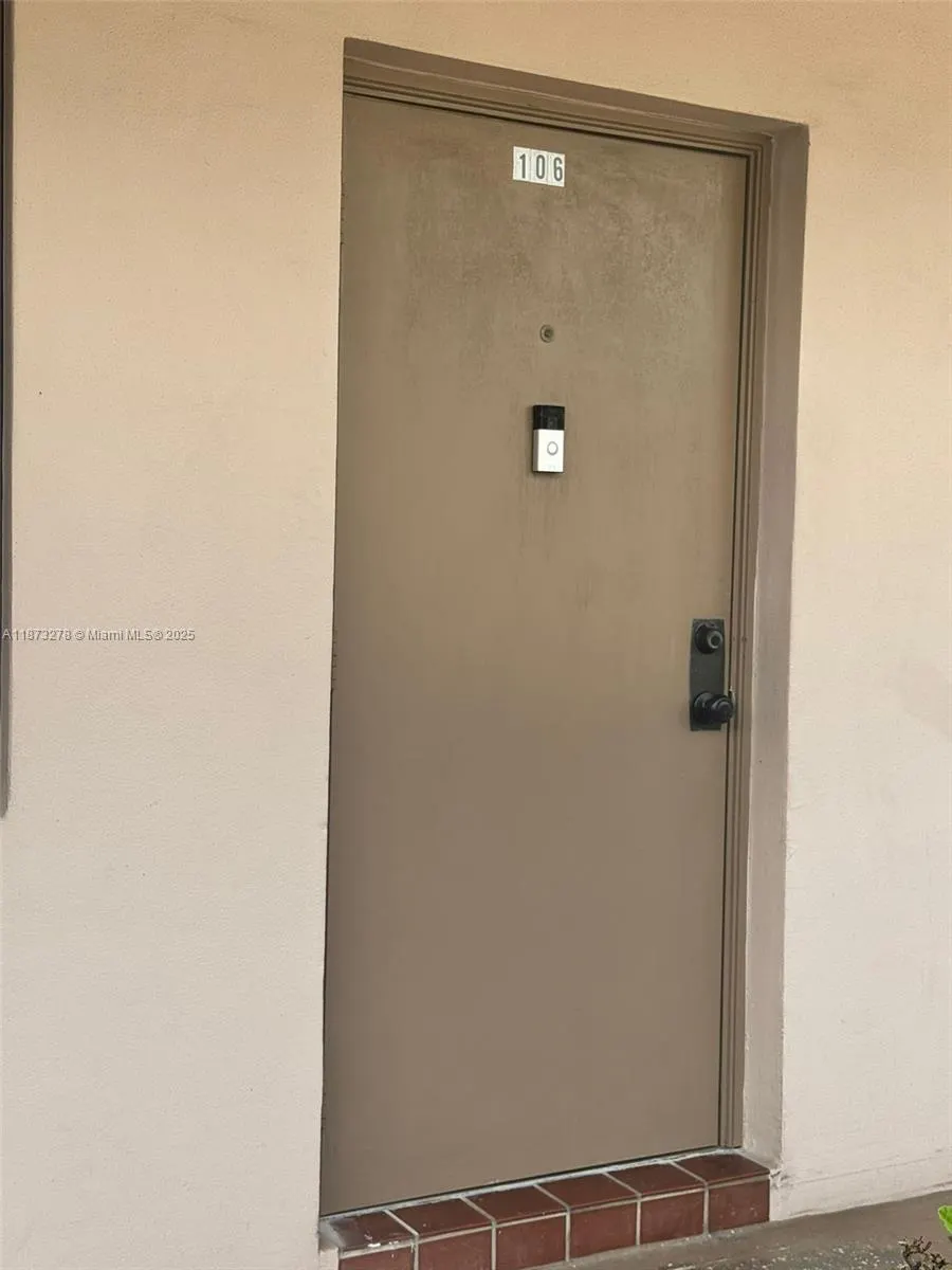 10332 Sunrise Lakes Blvd, #106