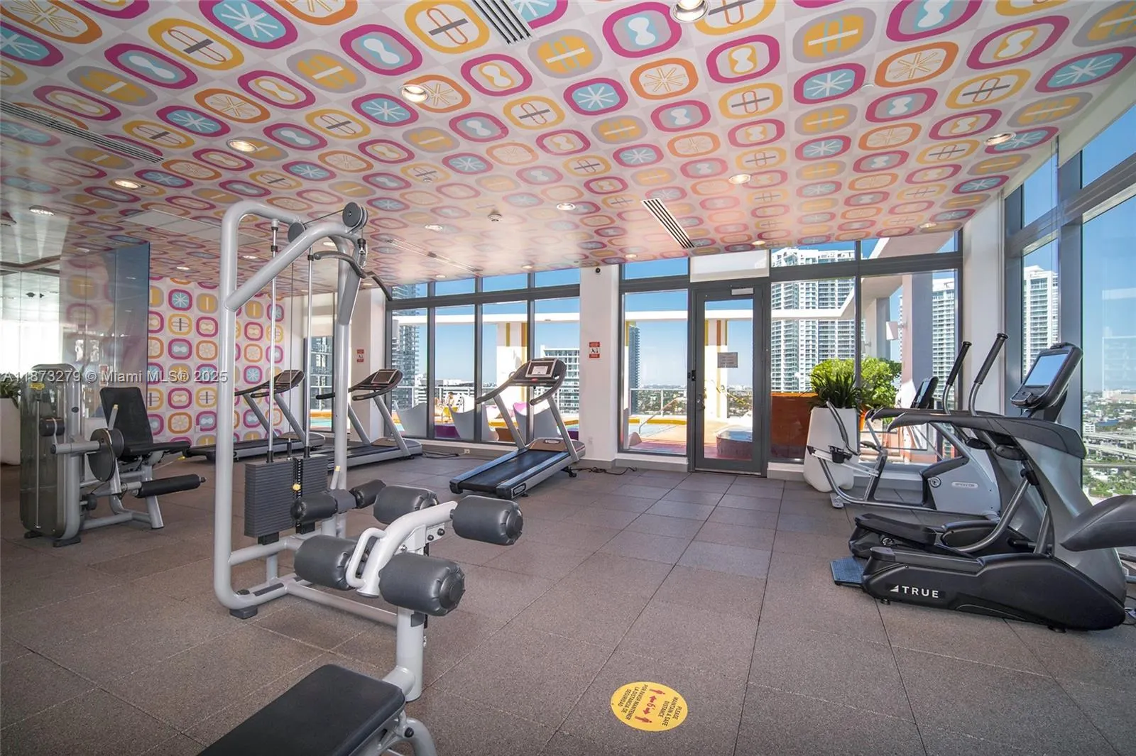 31 SE 6th St, #304