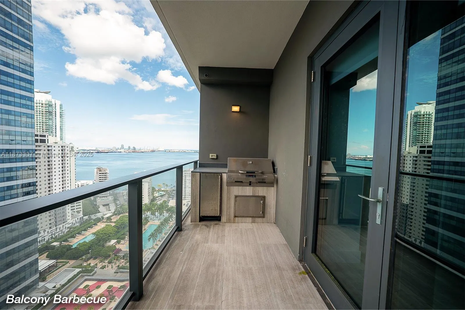 1451 Brickell Ave, #2706
