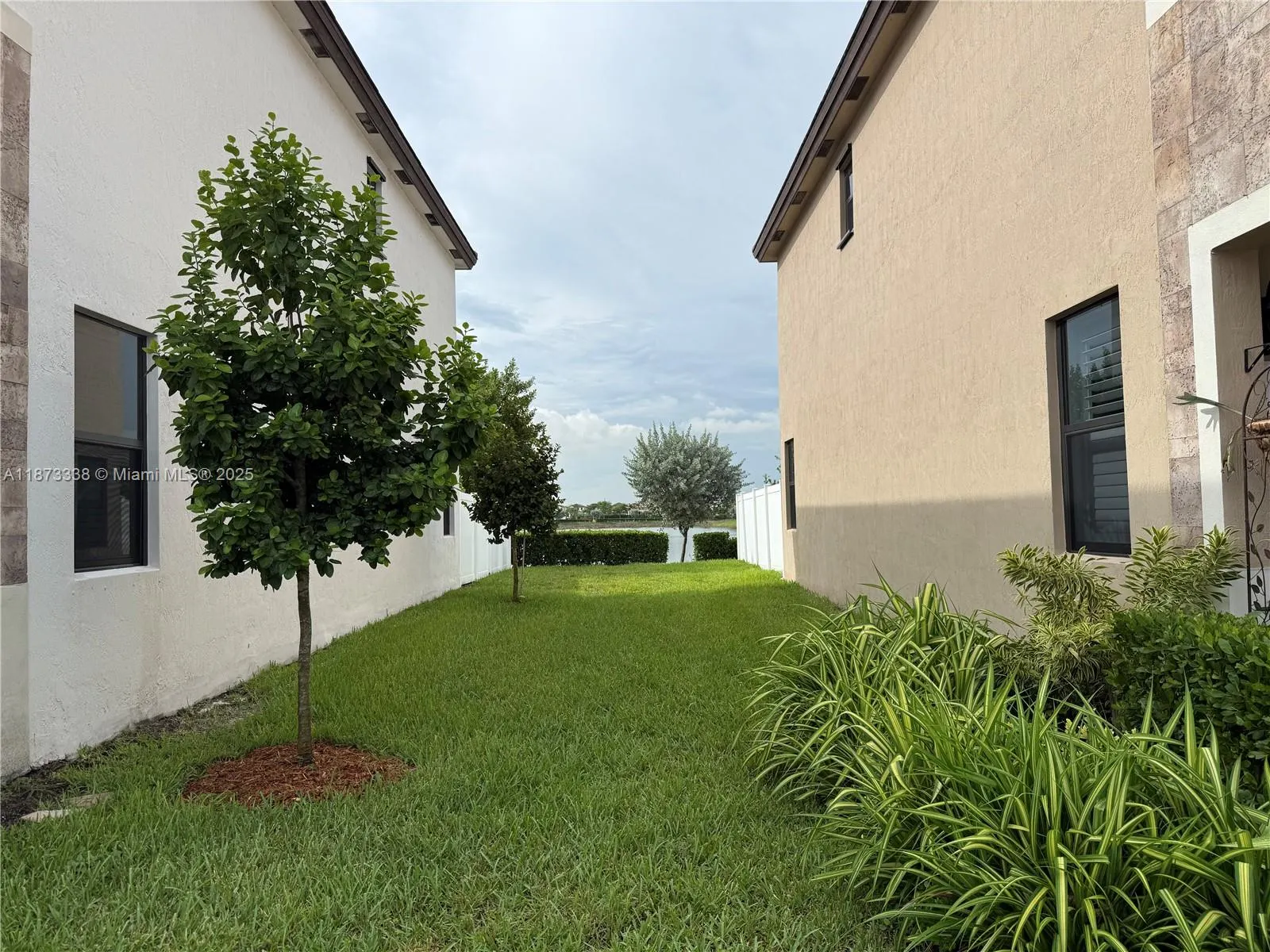 3464 W 114th Ter, #3464