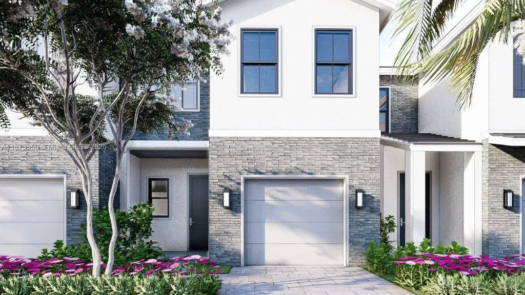 192 NE 13th Terrace