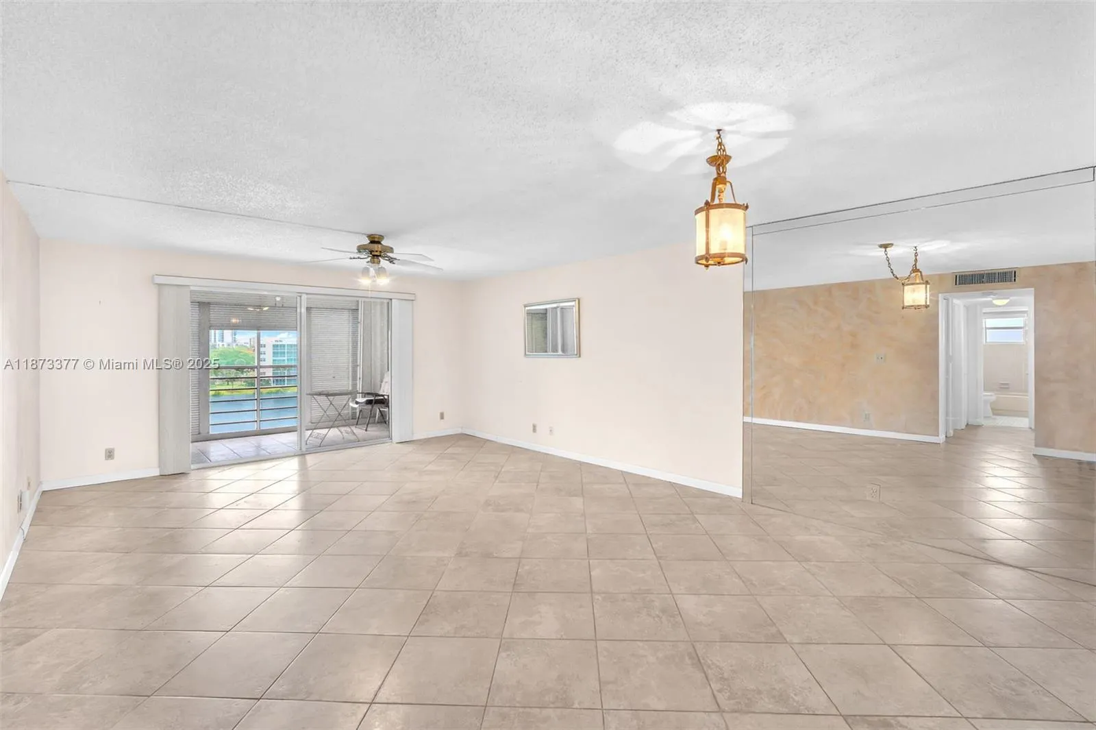 121 SE 3rd Ave, #601