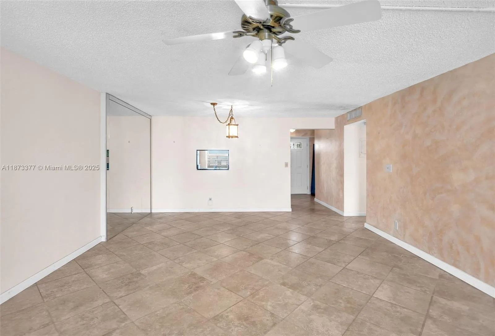 121 SE 3rd Ave, #601