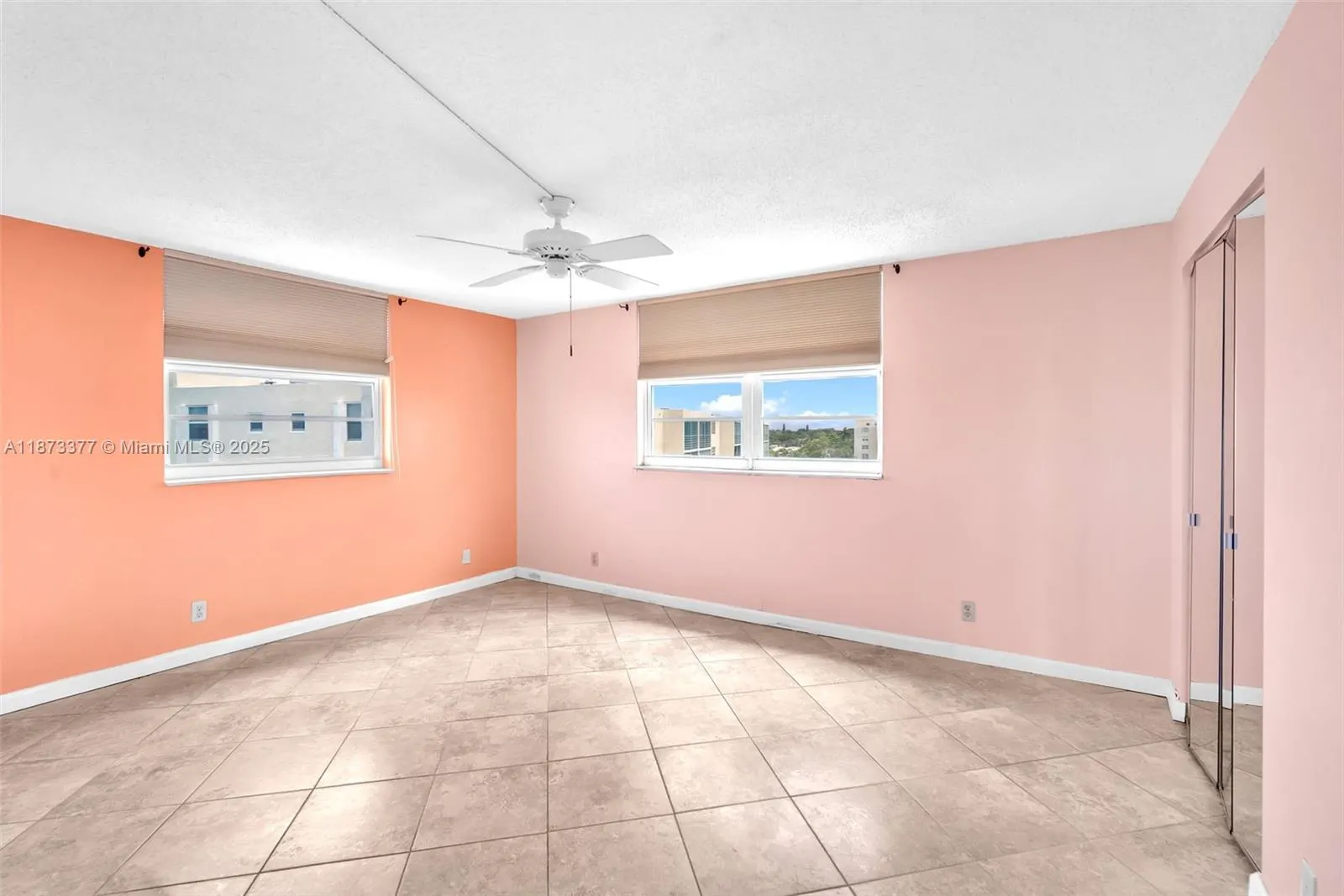 121 SE 3rd Ave, #601