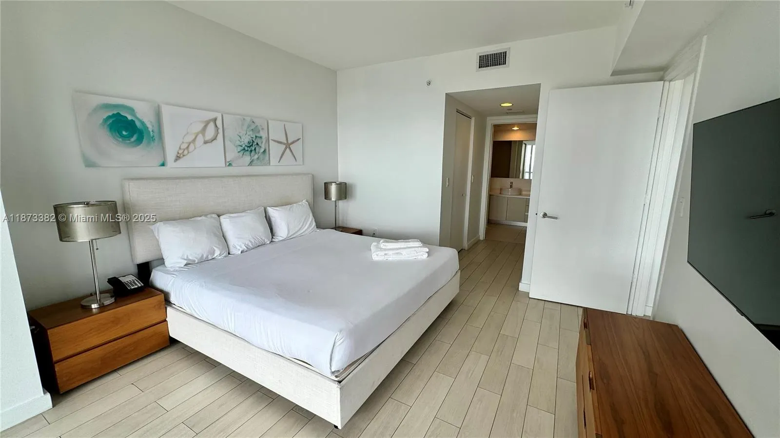 2600 E Hallandale Beach Blvd, #T3205