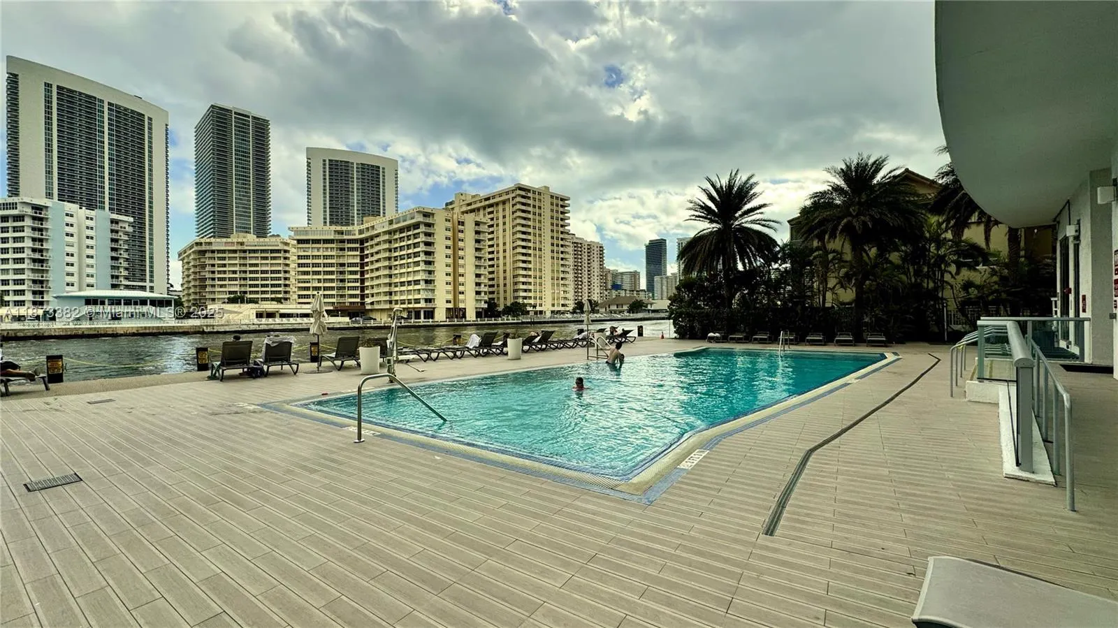 2600 E Hallandale Beach Blvd, #T3205