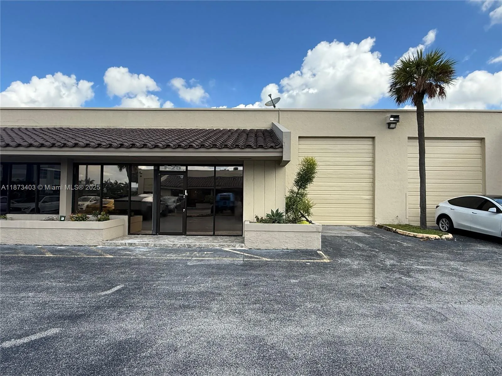 6157 NW 167th St, #F25