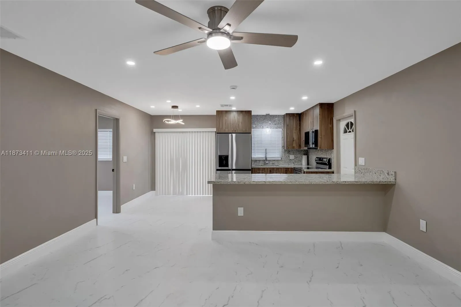 7762 Plantation Blvd