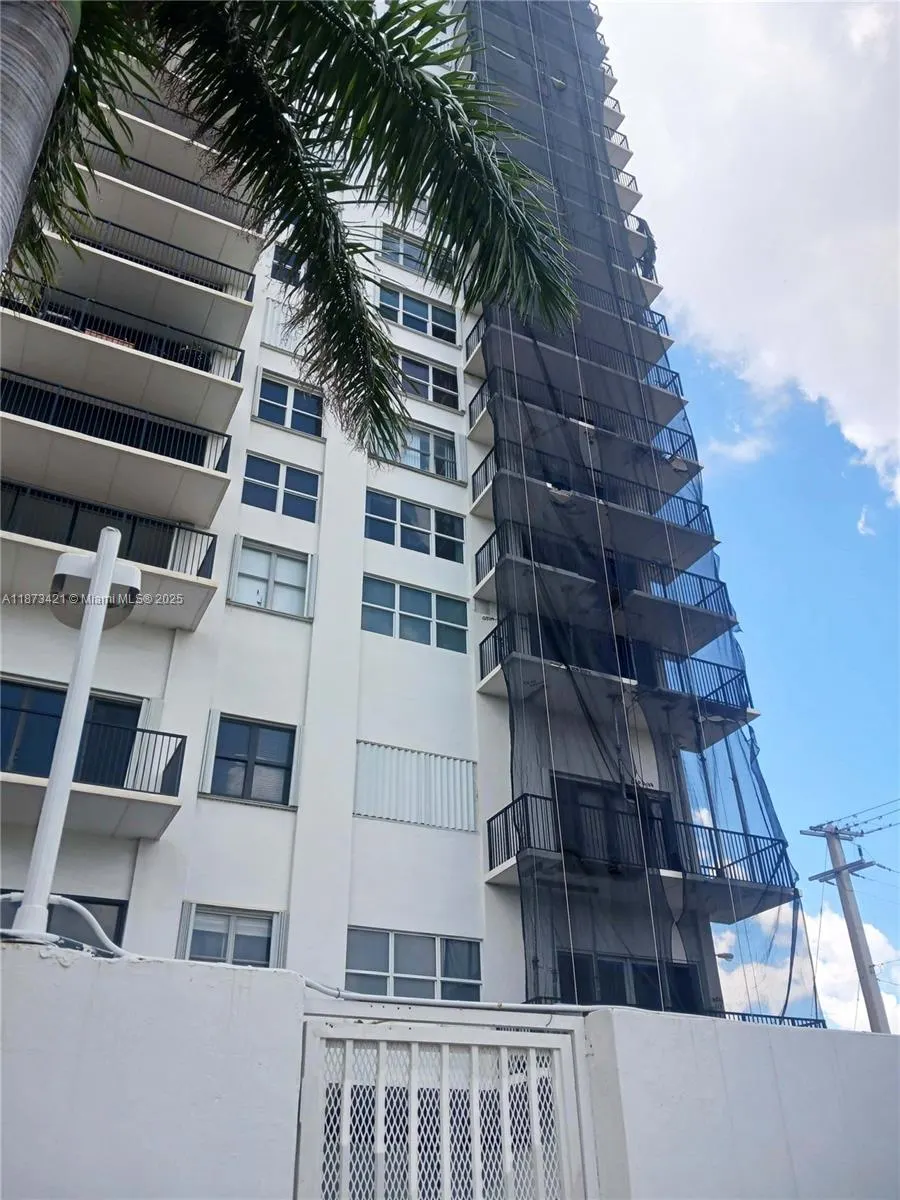 2201 S Ocean Dr, #1606