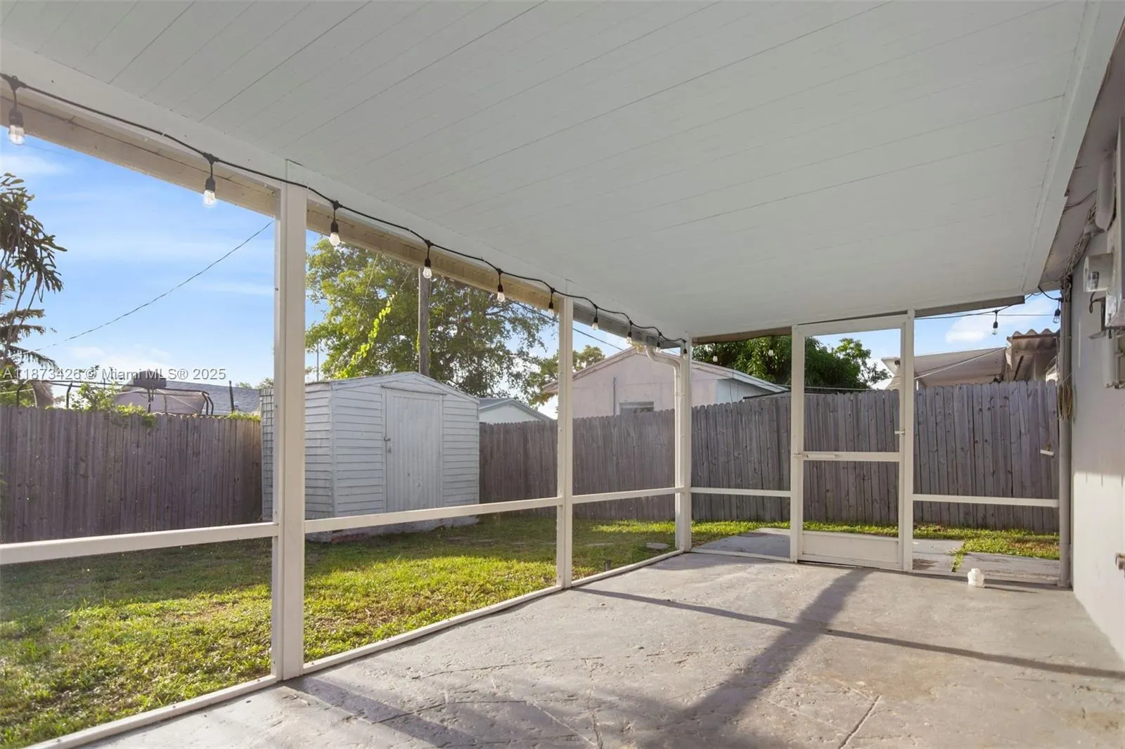 1481 SW 49th Ave