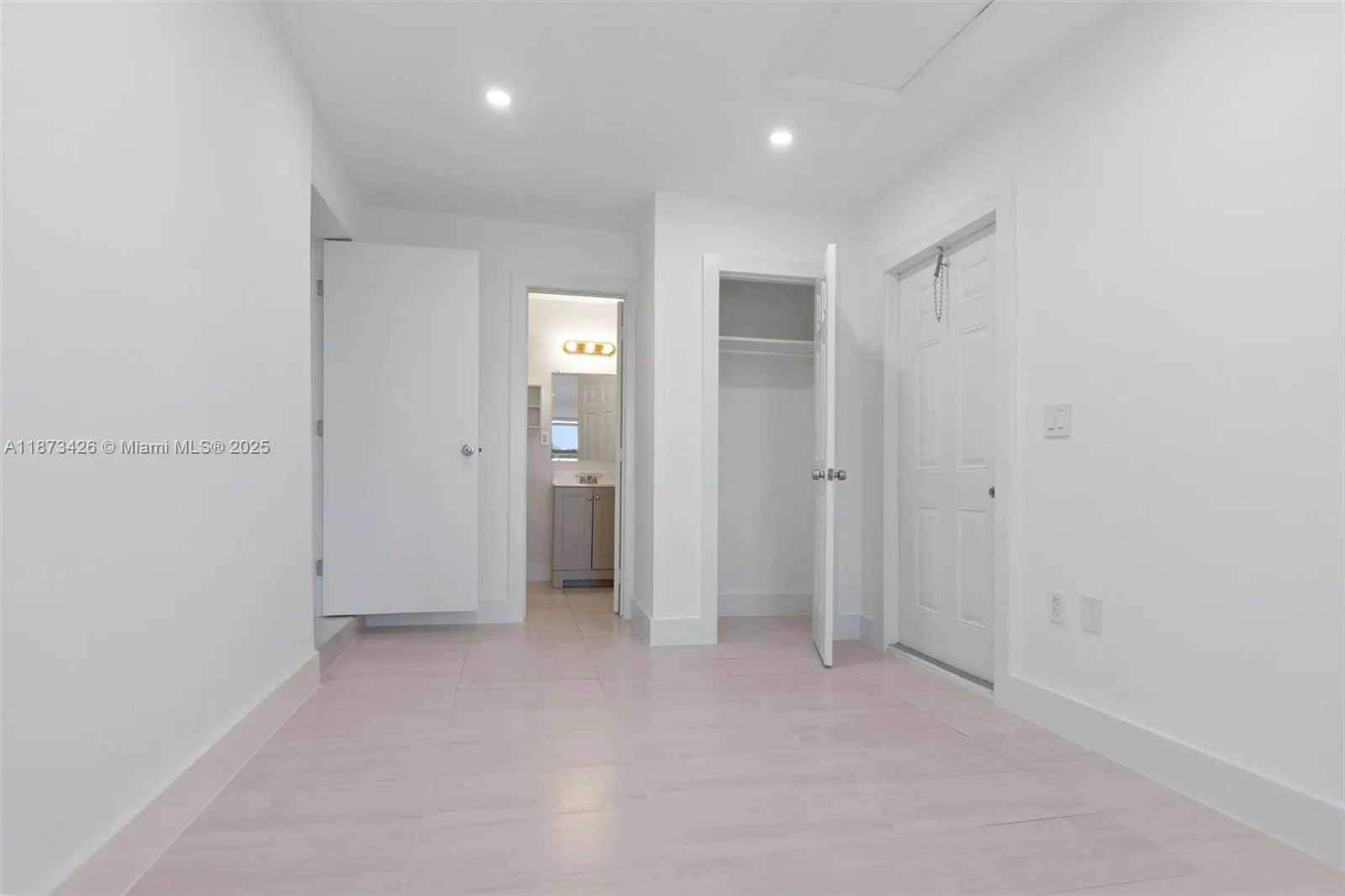 1481 SW 49th Ave
