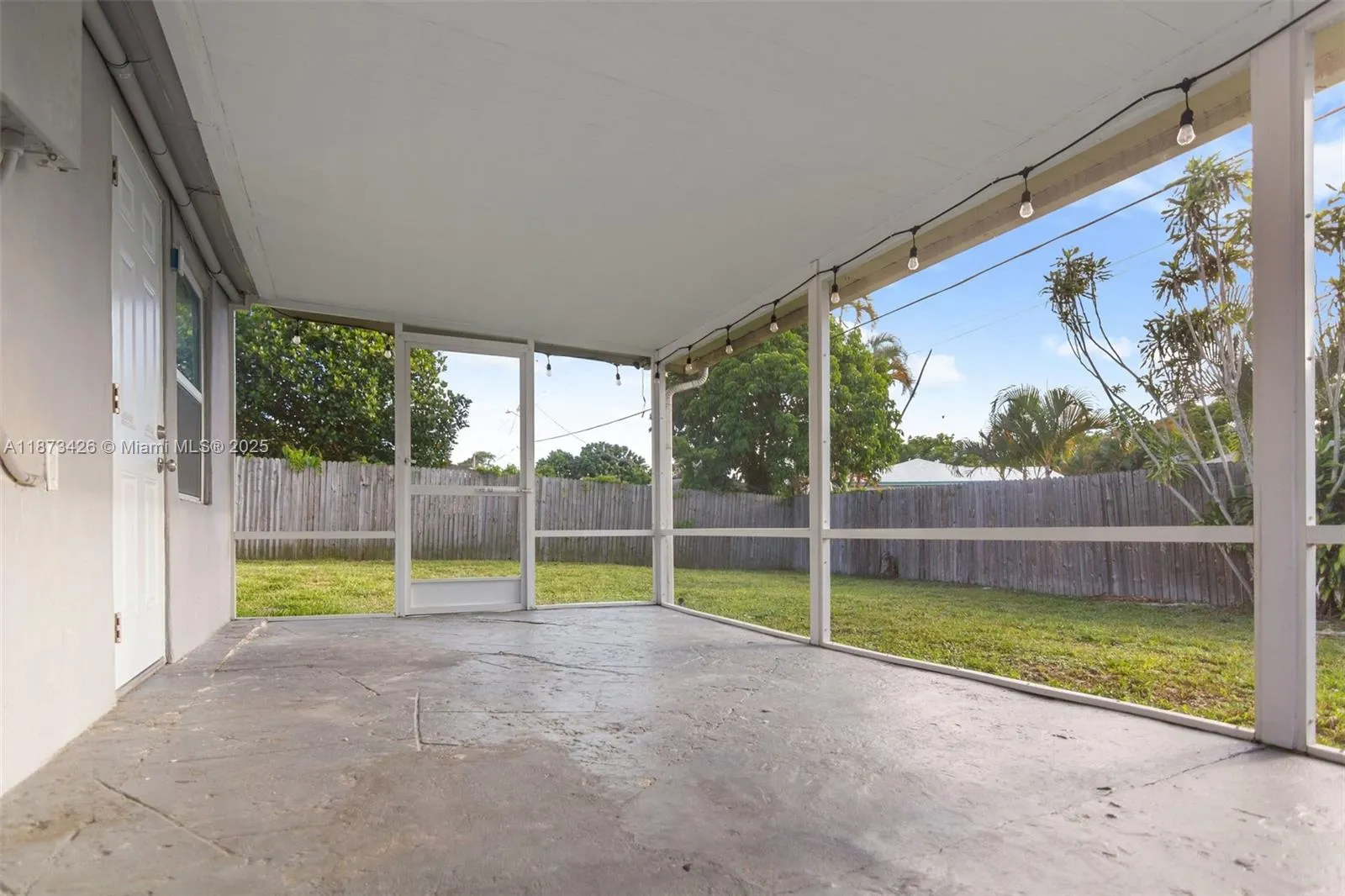 1481 SW 49th Ave