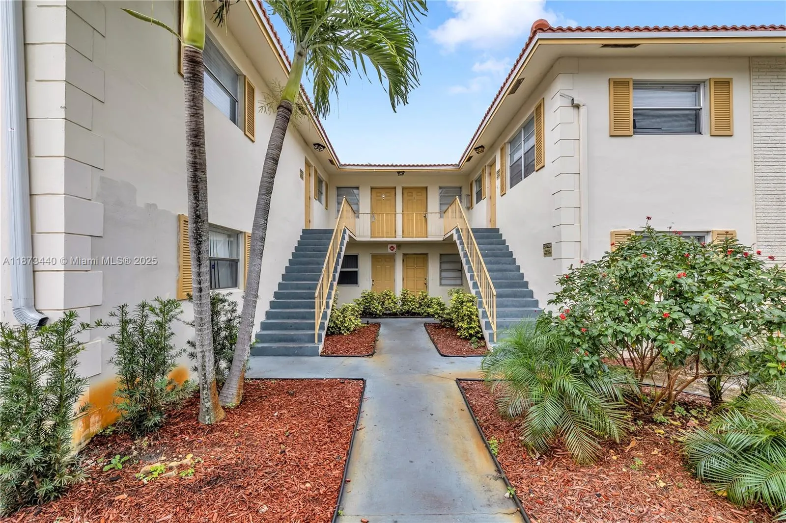 3090 Coral Springs Dr, #4