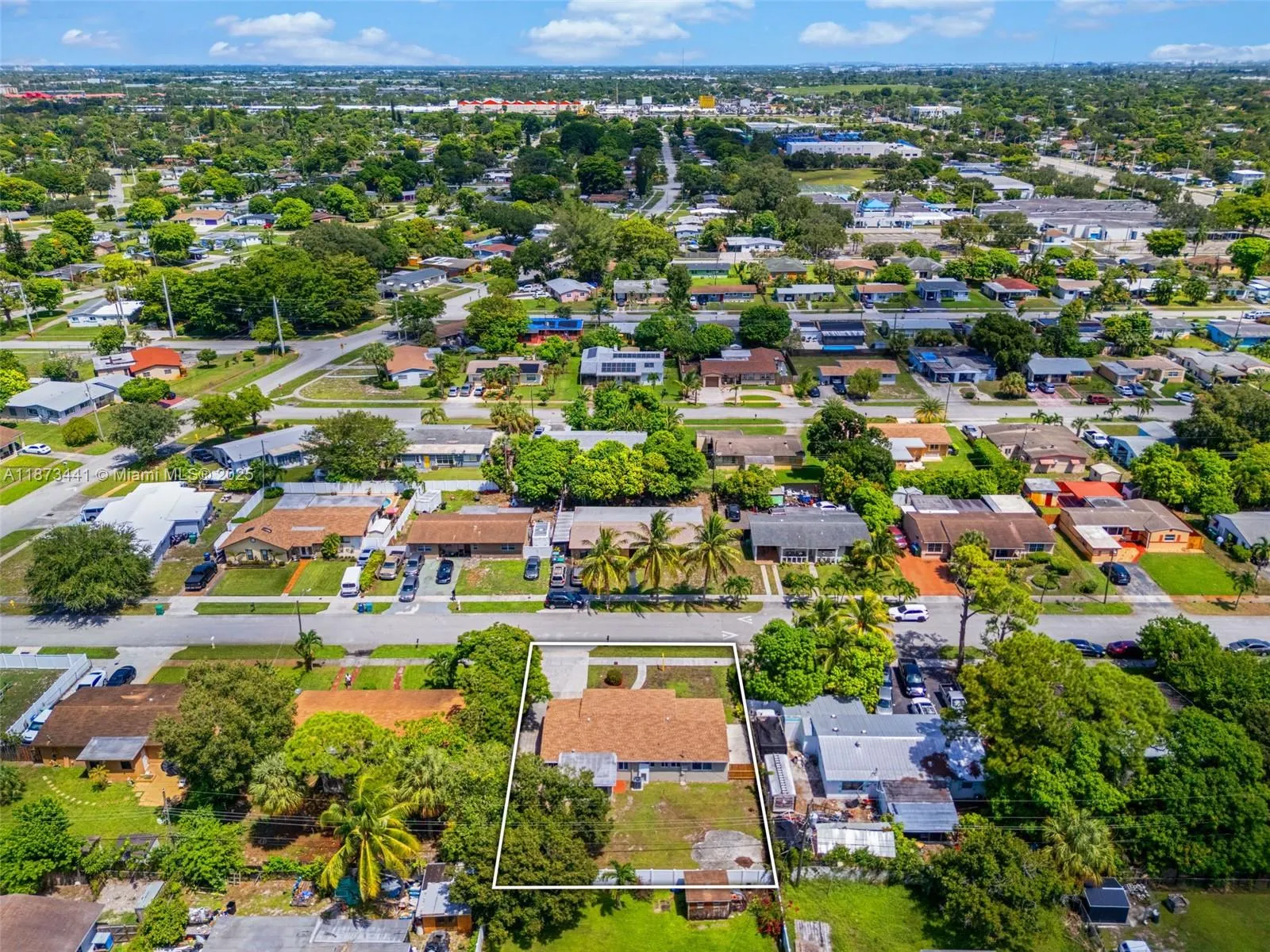 3220 NW 4th Ct