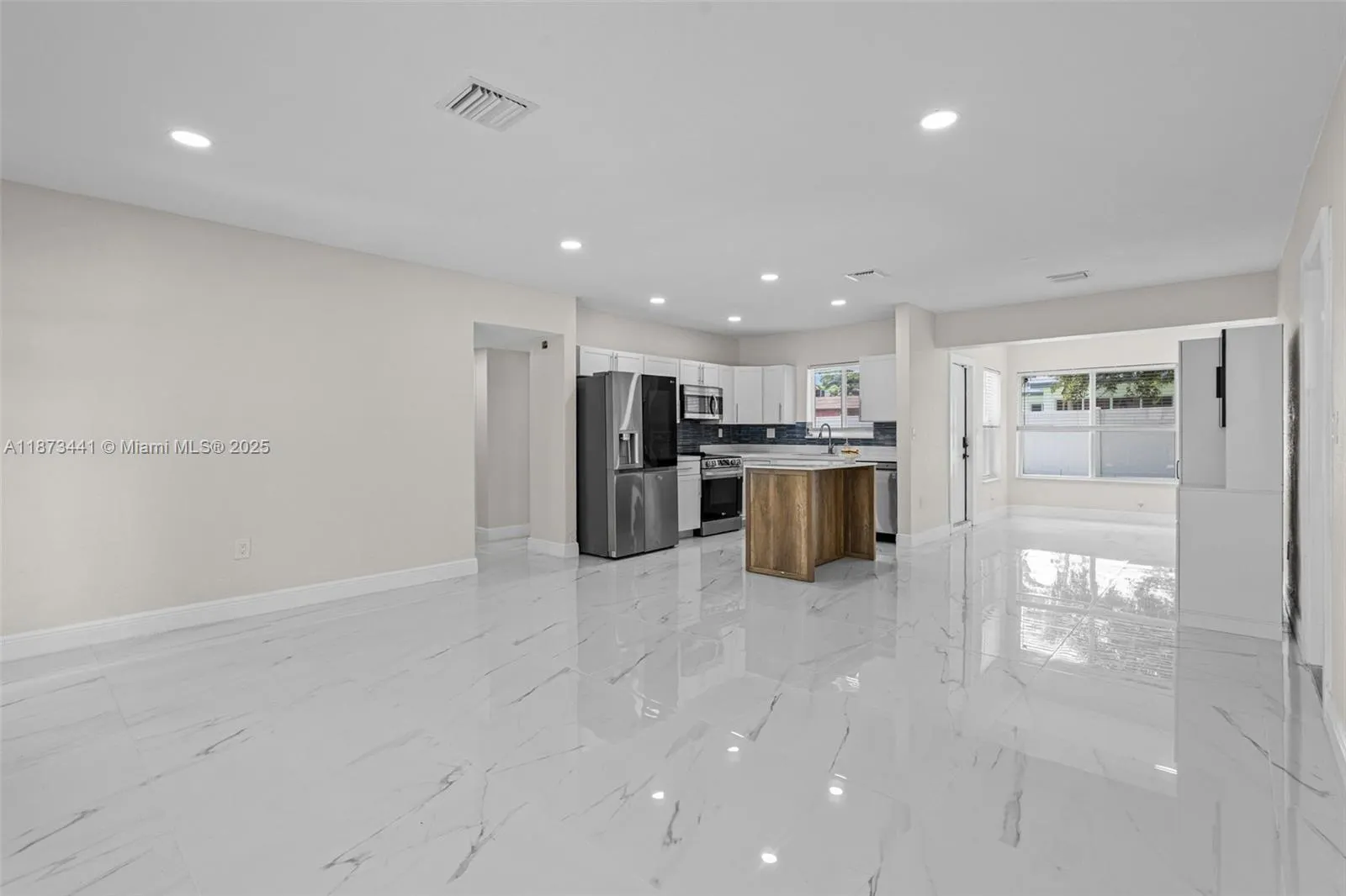3220 NW 4th Ct