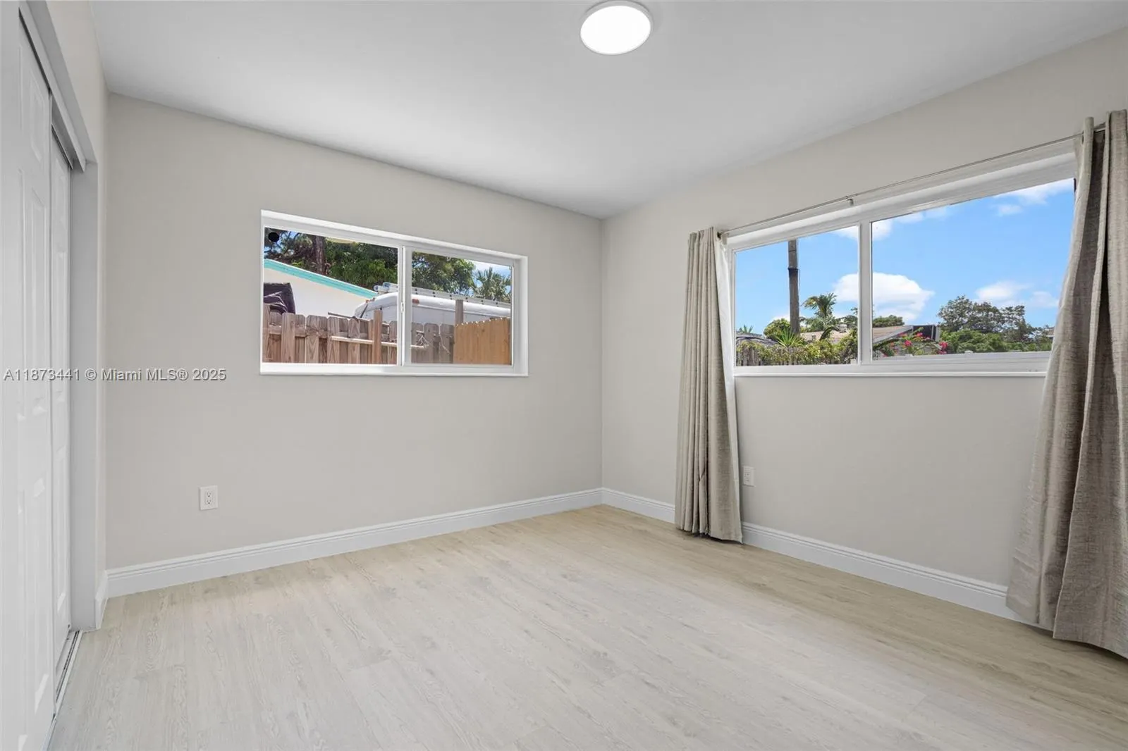 3220 NW 4th Ct