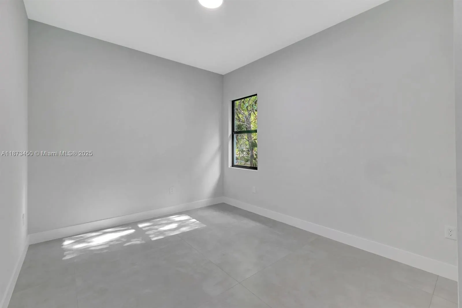 3366 72nd AVE NE