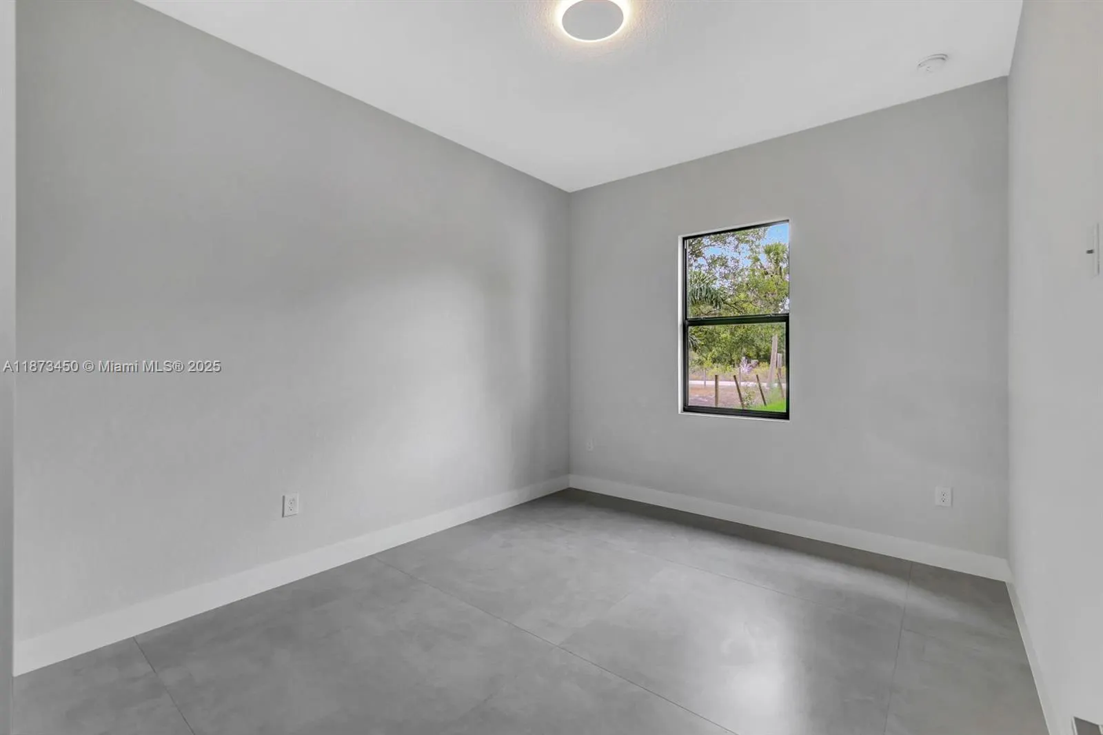 3366 72nd AVE NE