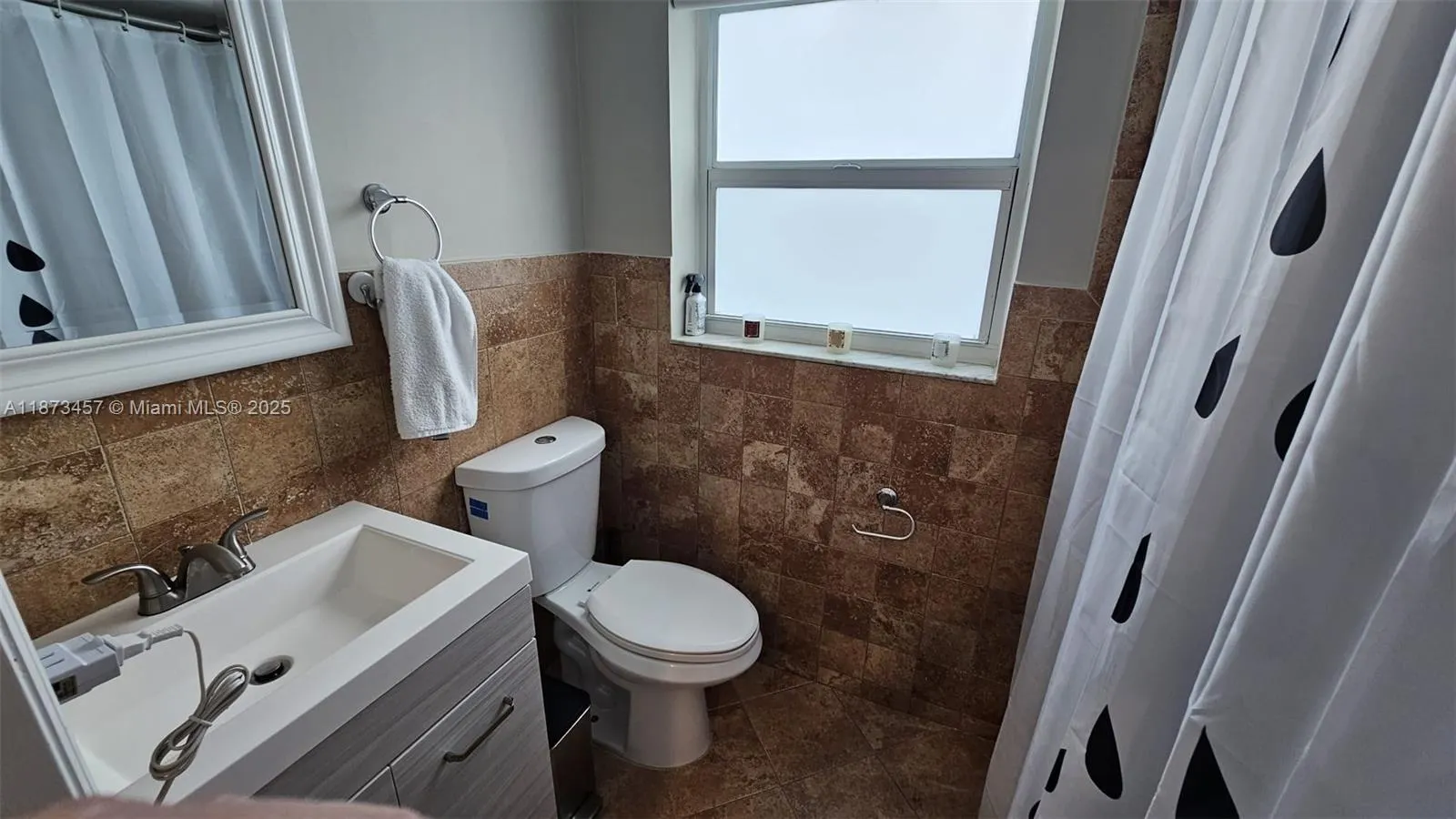 1631 NE 114th St, #109