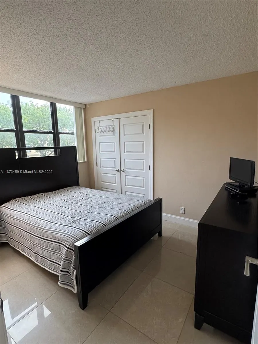2049 S Ocean Dr, #203