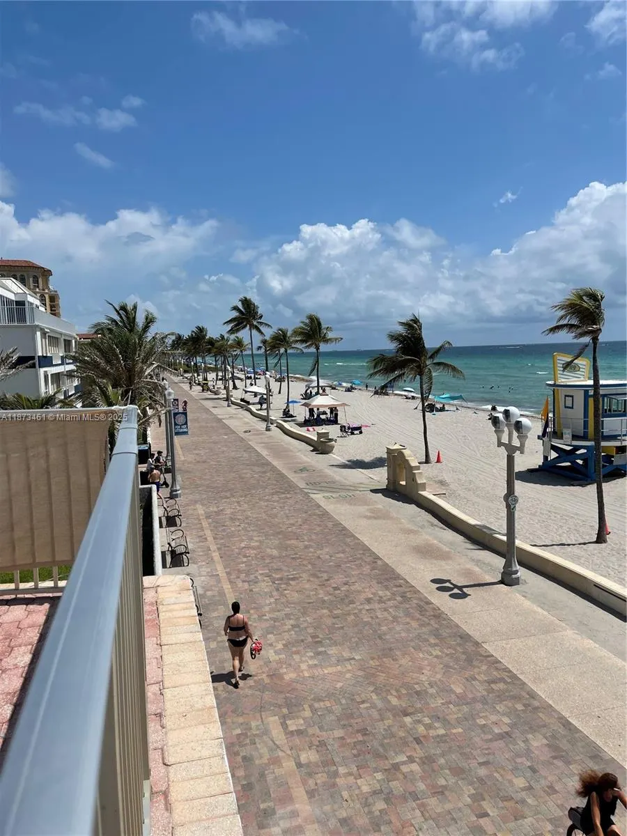 3111 N Ocean Dr, #1611