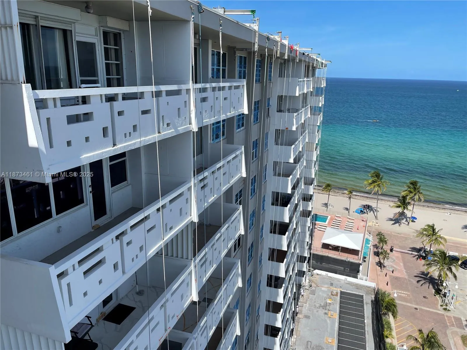 3111 N Ocean Dr, #1611