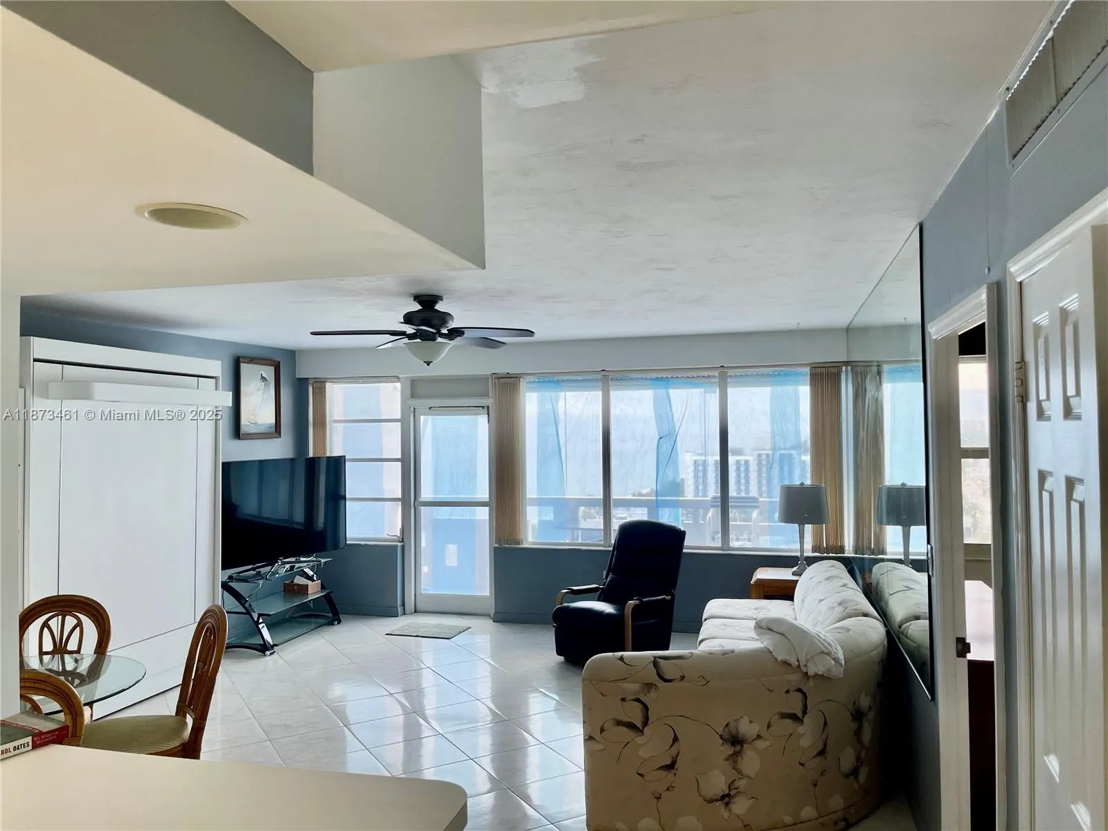 3111 N Ocean Dr, #1611