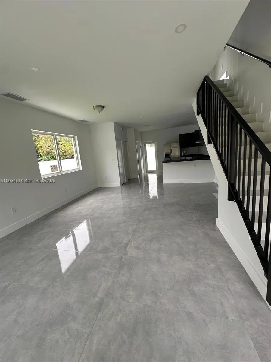 723 NW 19th Ave, #A