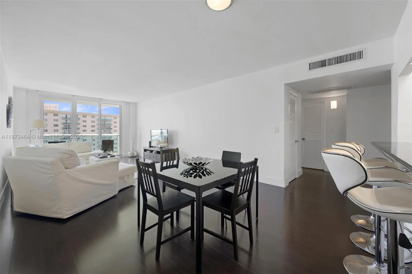 19380 Collins Ave, #1414