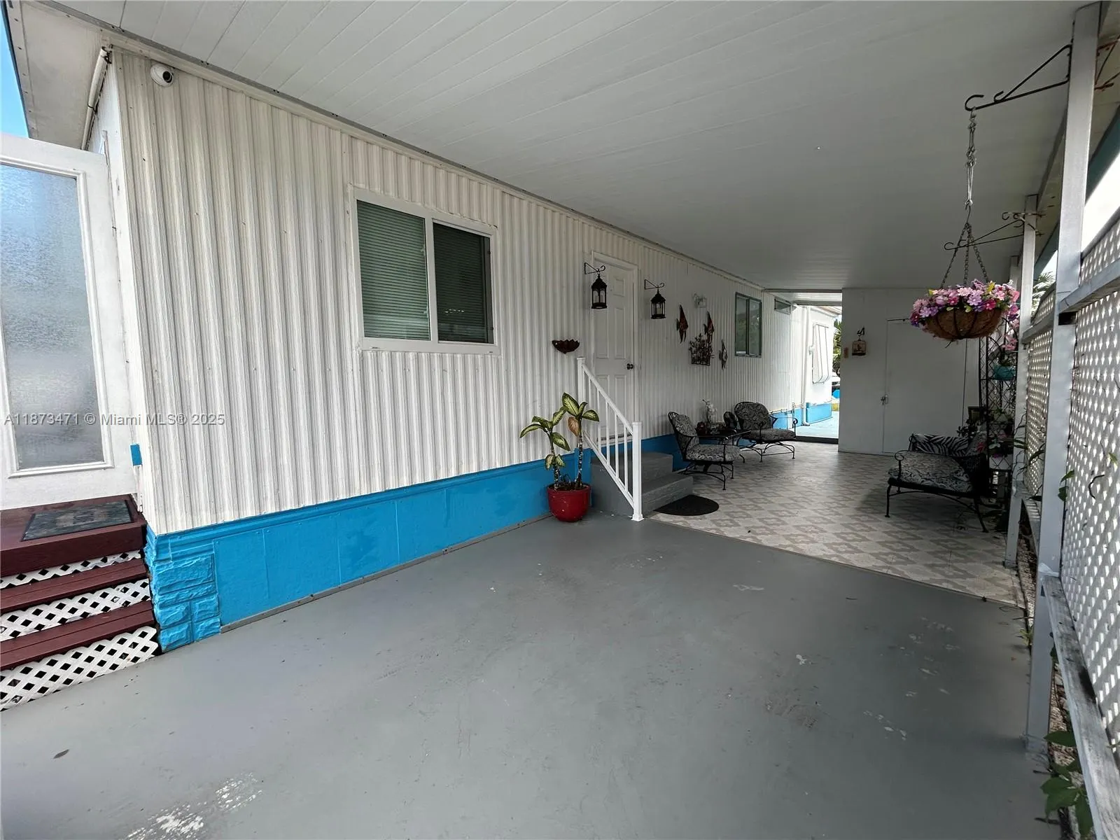 2140 SW 51st Ct