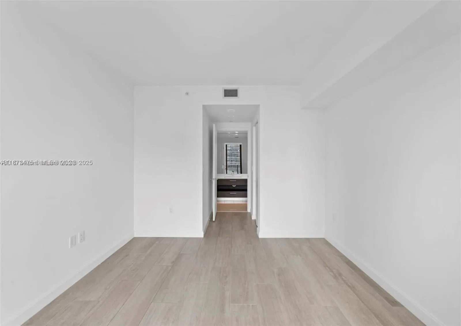 45 SW 9th, #1110