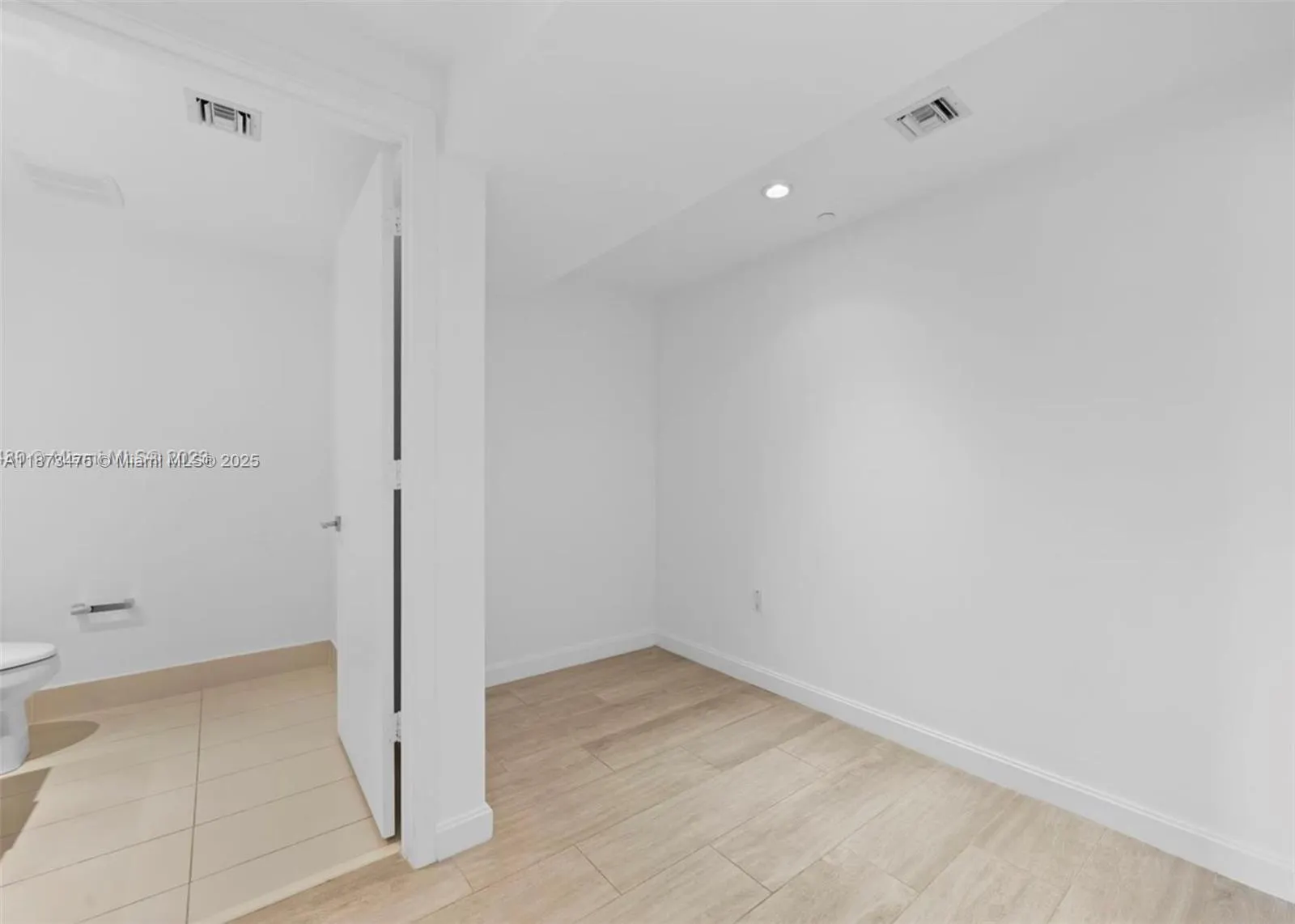 45 SW 9th, #1110