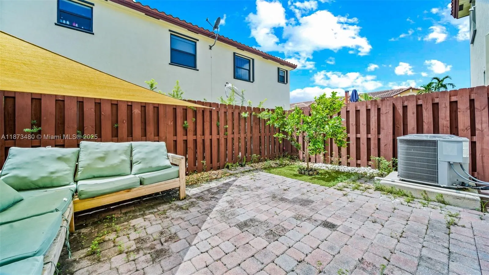144 SE 34th Ave