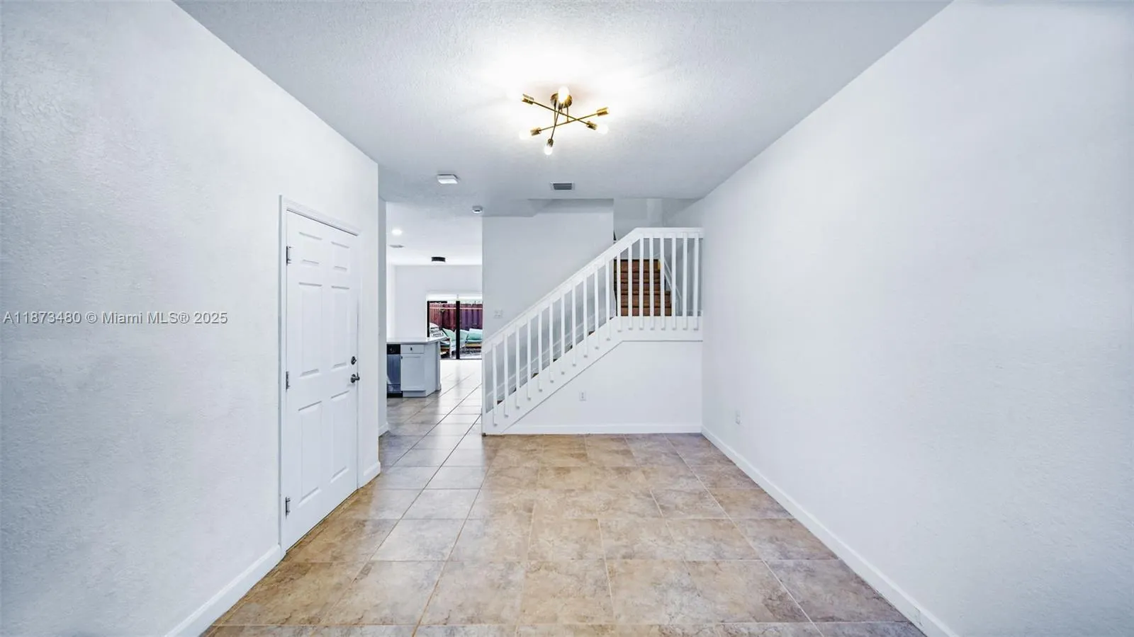 144 SE 34th Ave