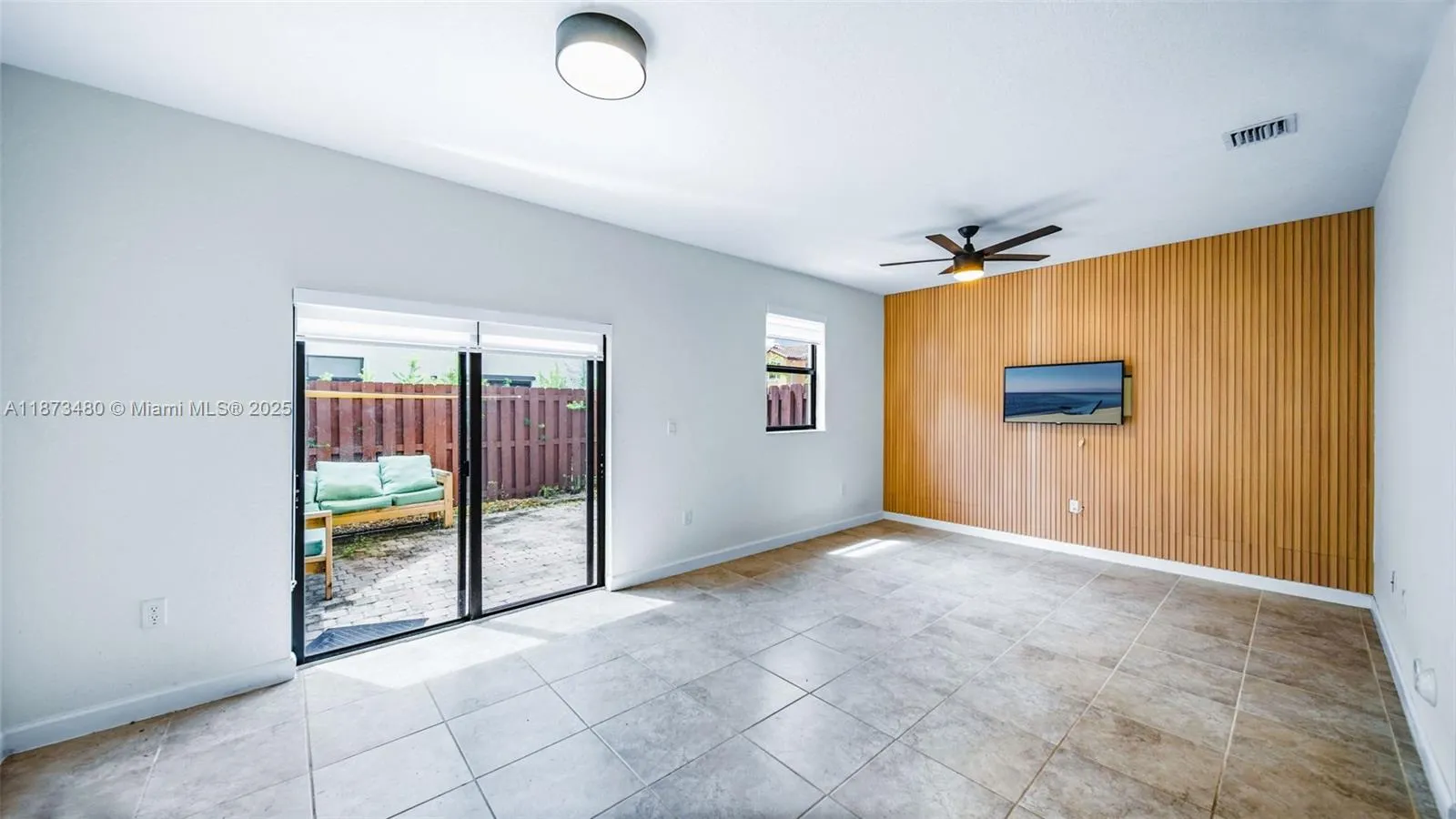 144 SE 34th Ave