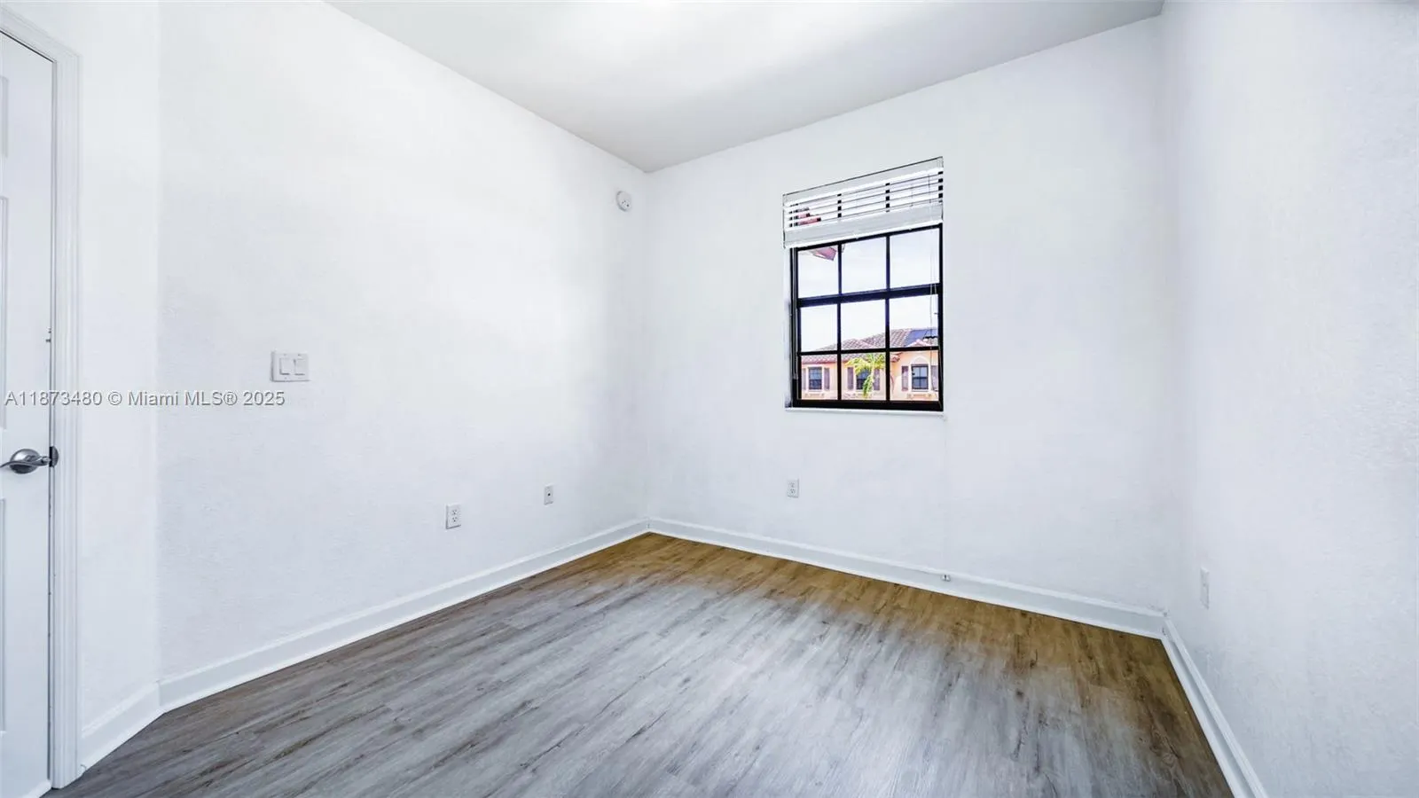 144 SE 34th Ave