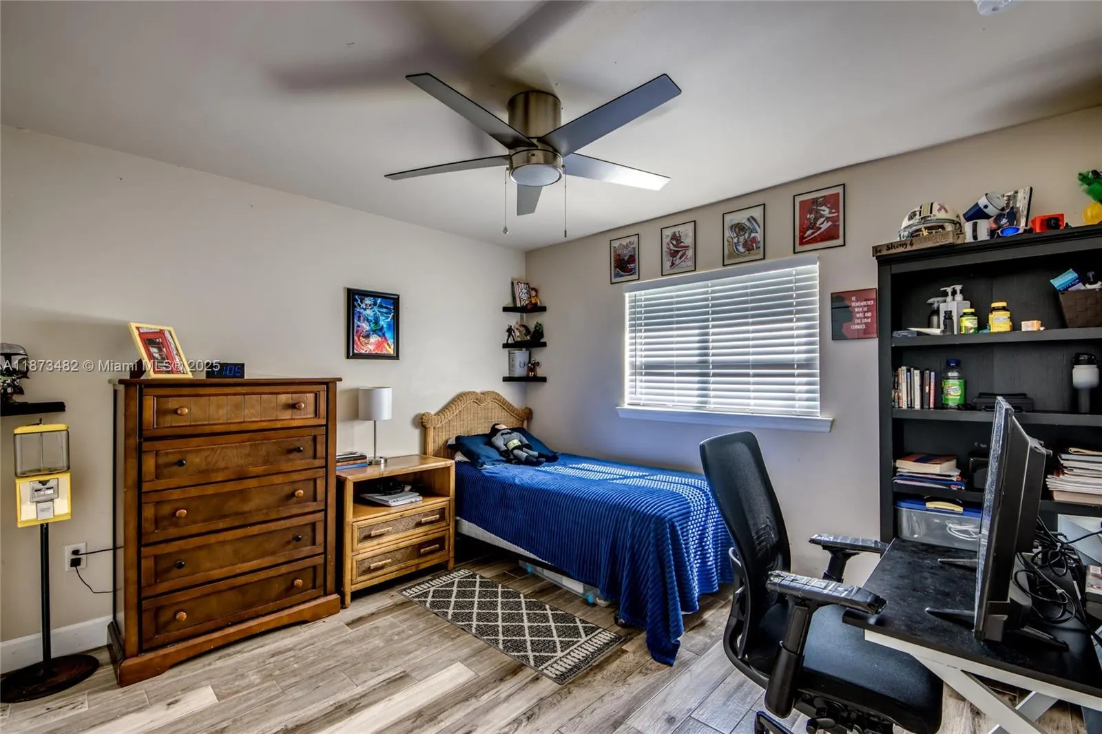 2613 SW 7th Place