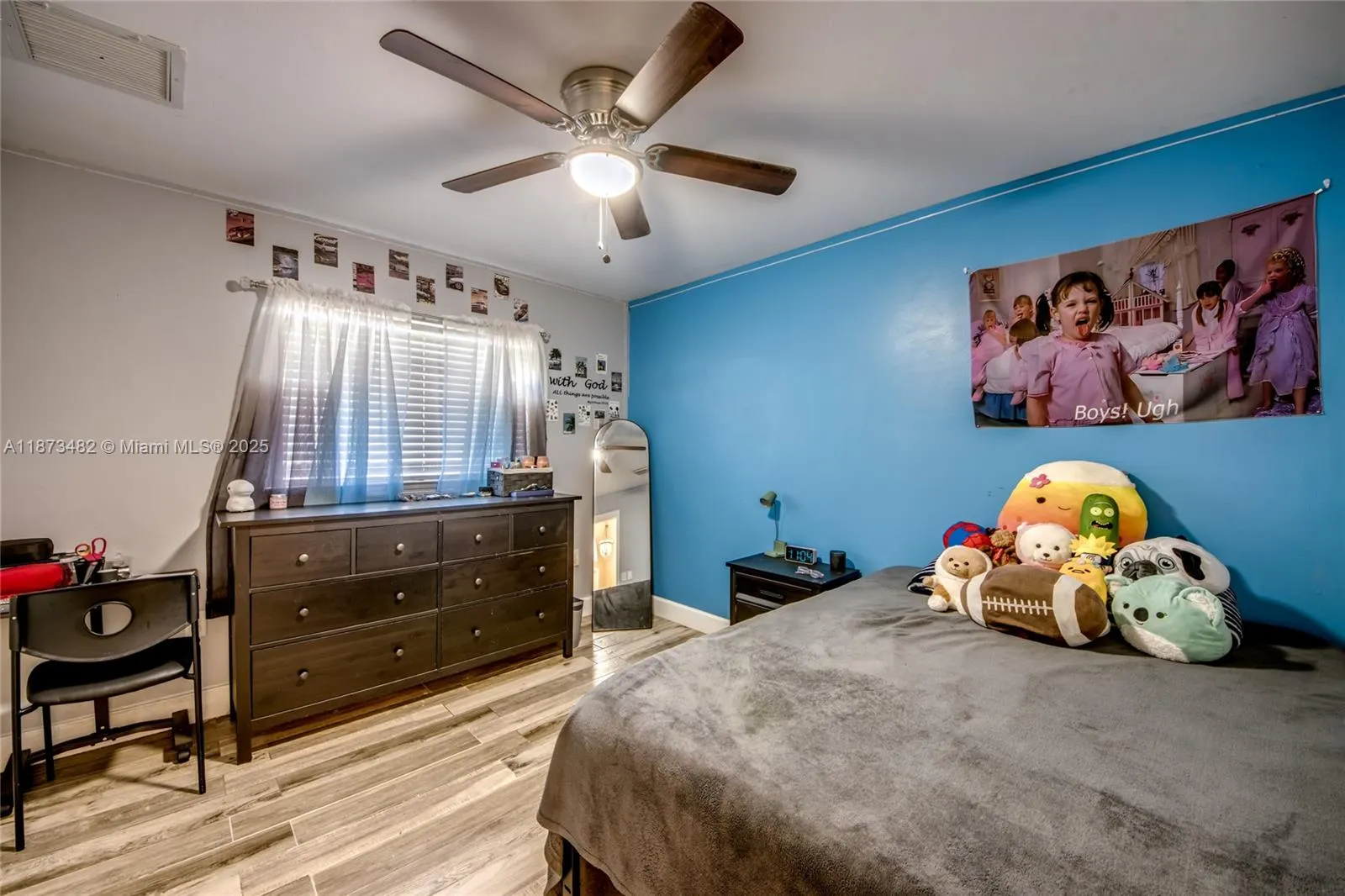 2613 SW 7th Place
