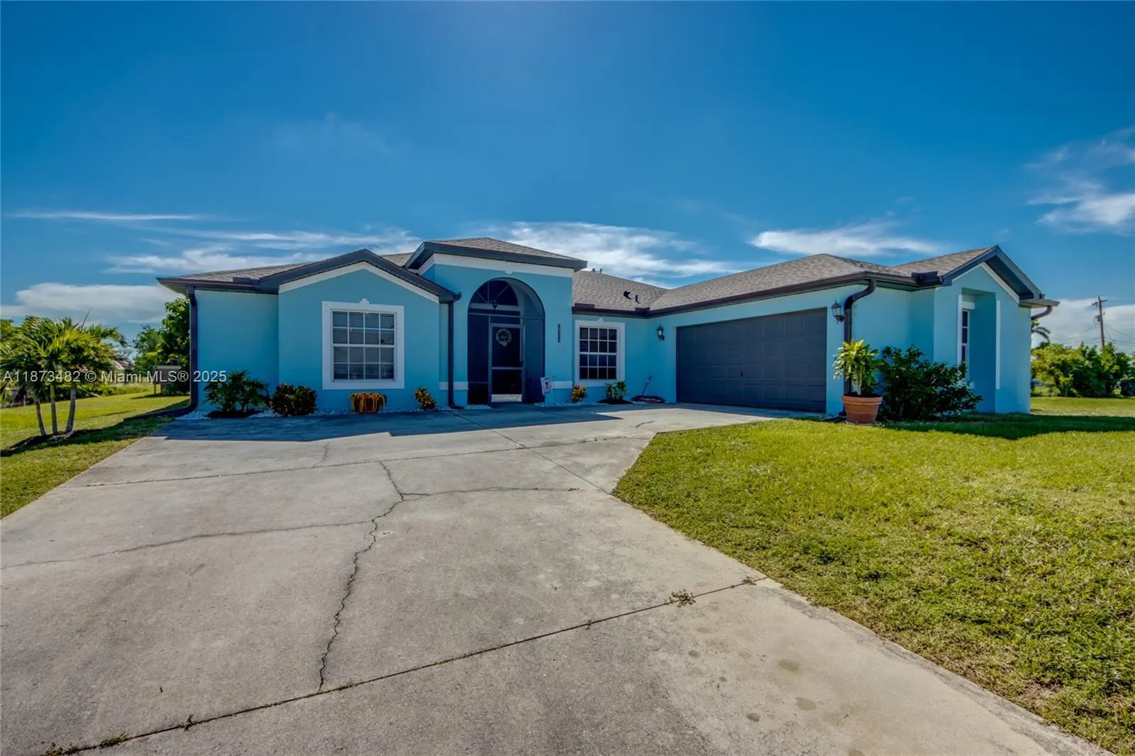 2613 SW 7th Place