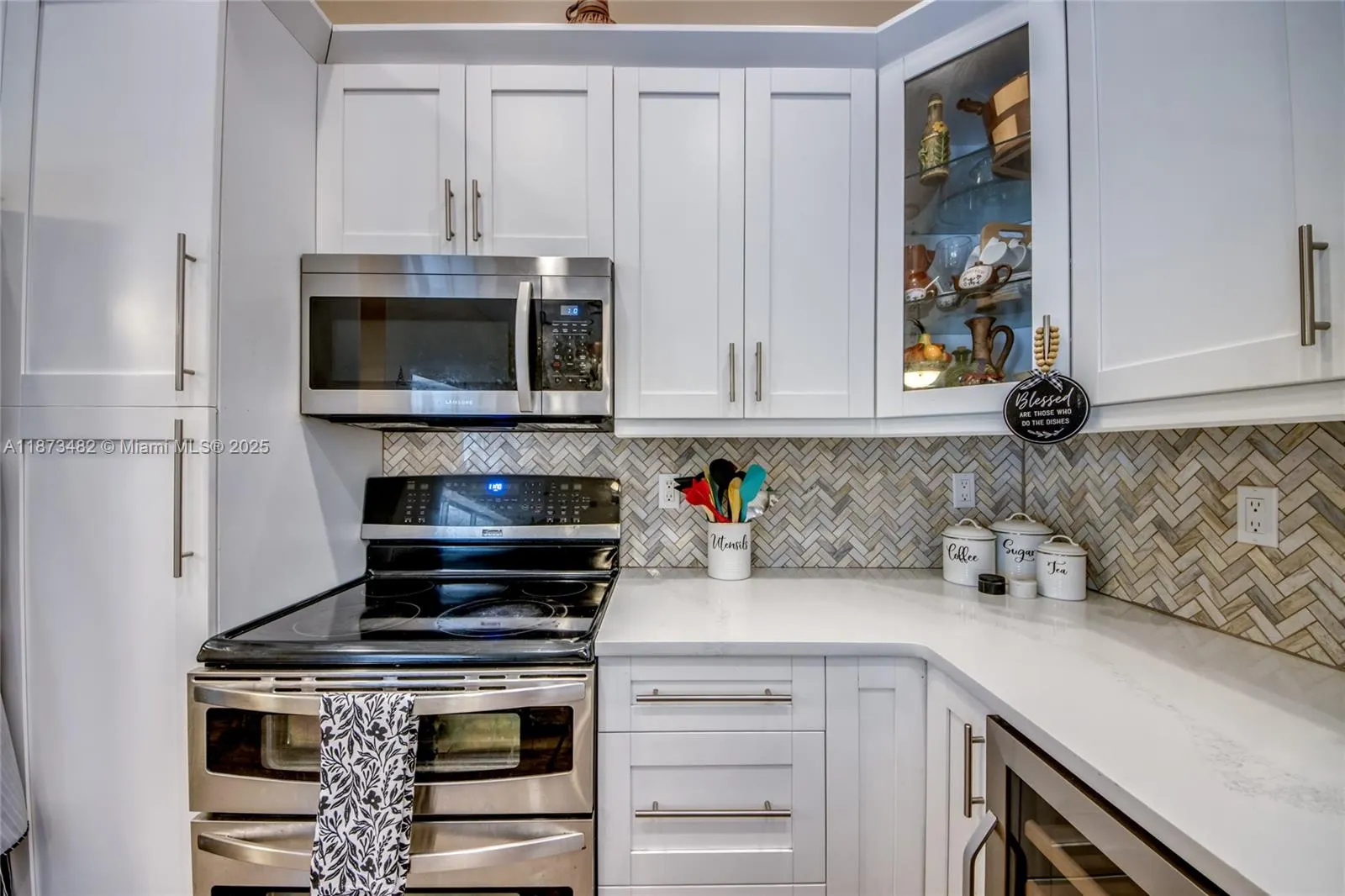 2613 SW 7th Place