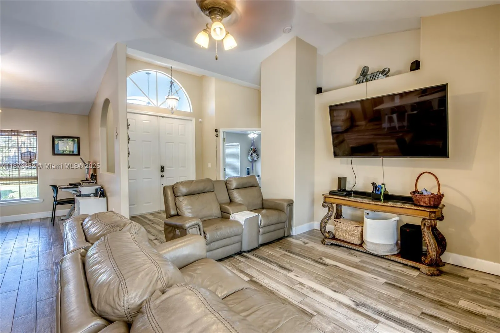 2613 SW 7th Place